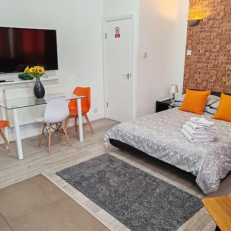 Kilburn High Road Studio Apartments Londra Exterior foto