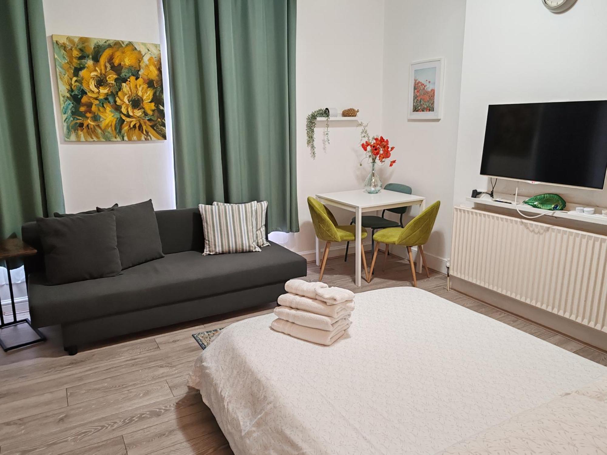 Kilburn High Road Studio Apartments Londra Exterior foto