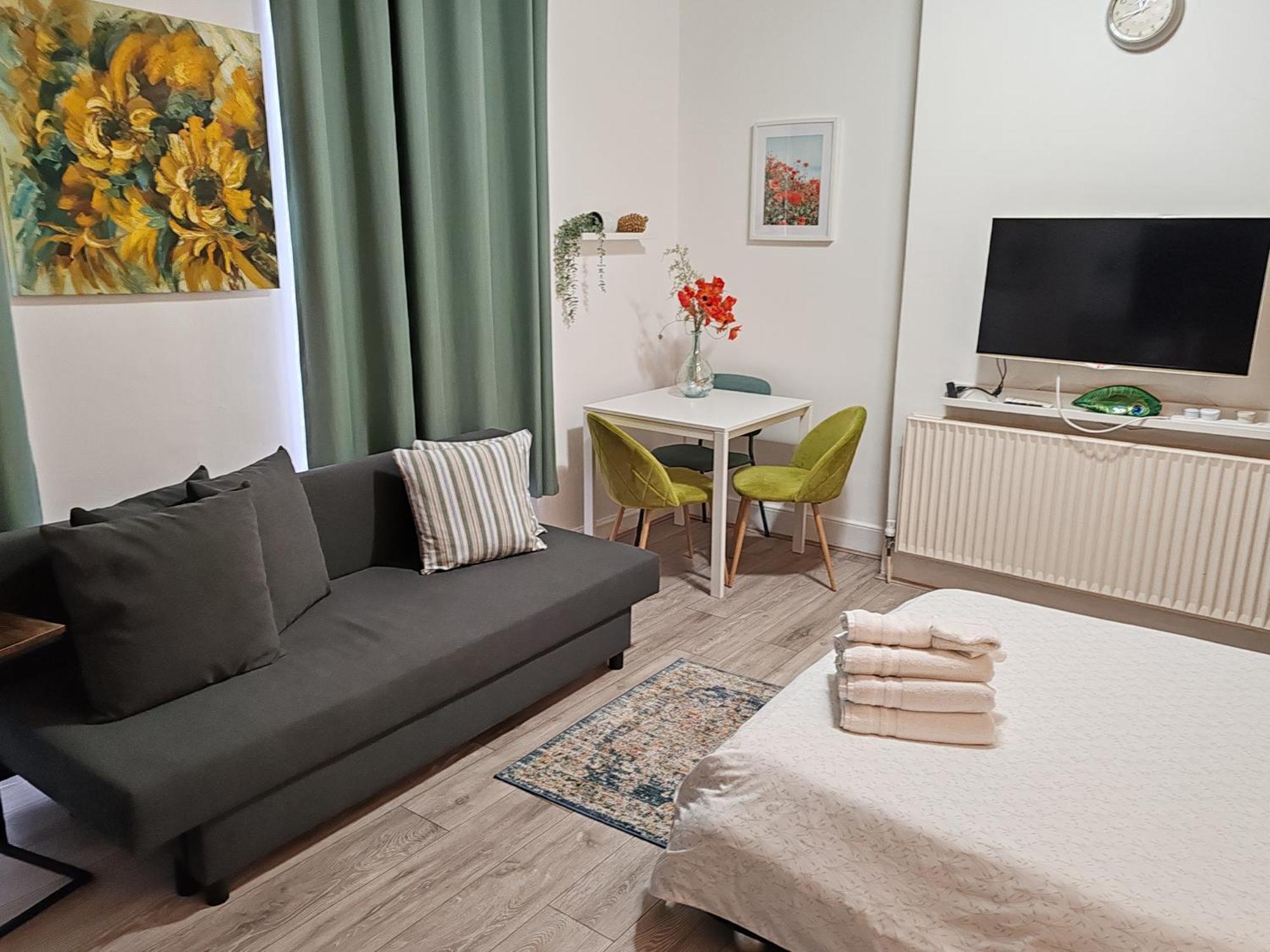 Kilburn High Road Studio Apartments Londra Exterior foto