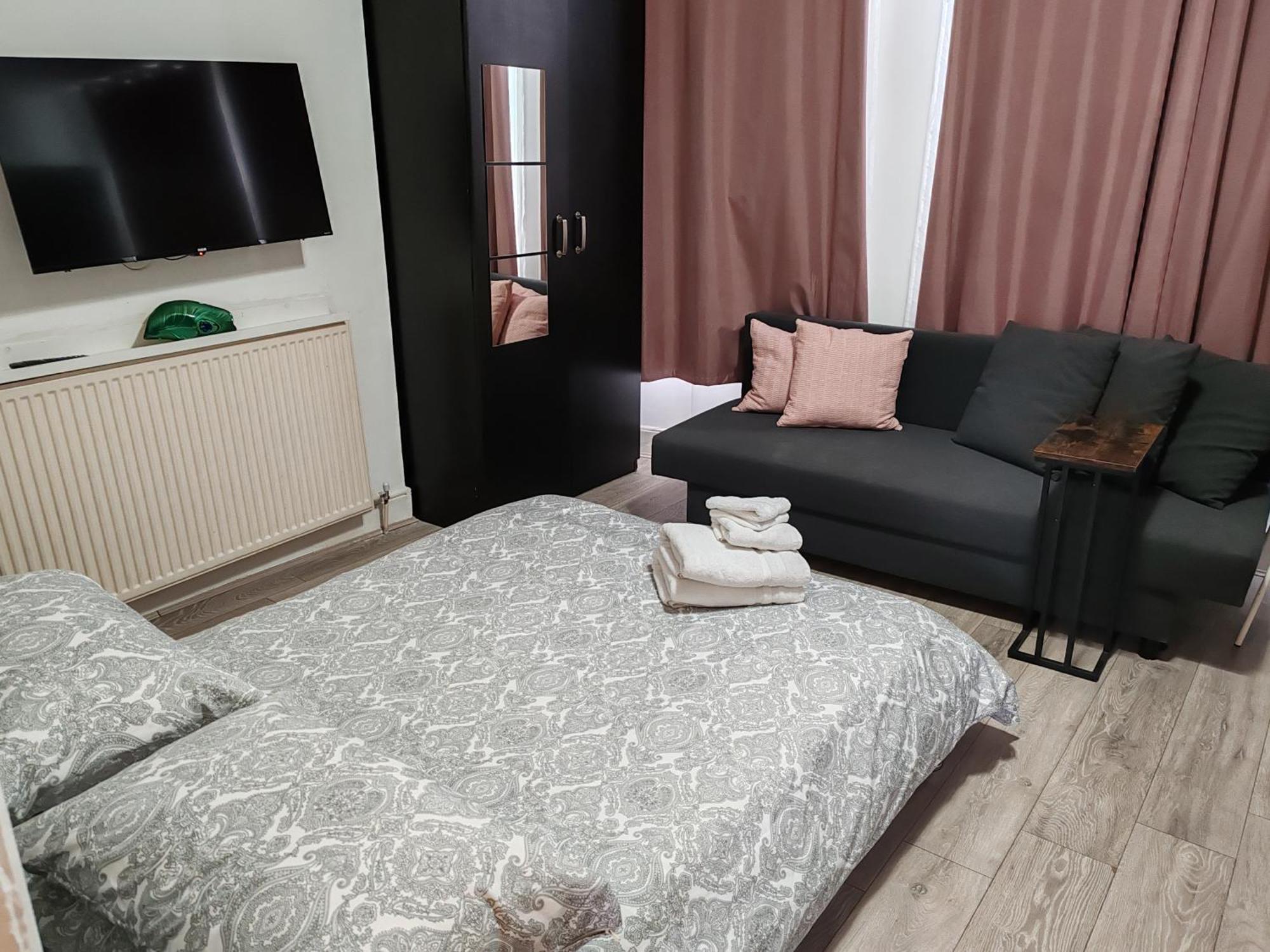 Kilburn High Road Studio Apartments Londra Exterior foto